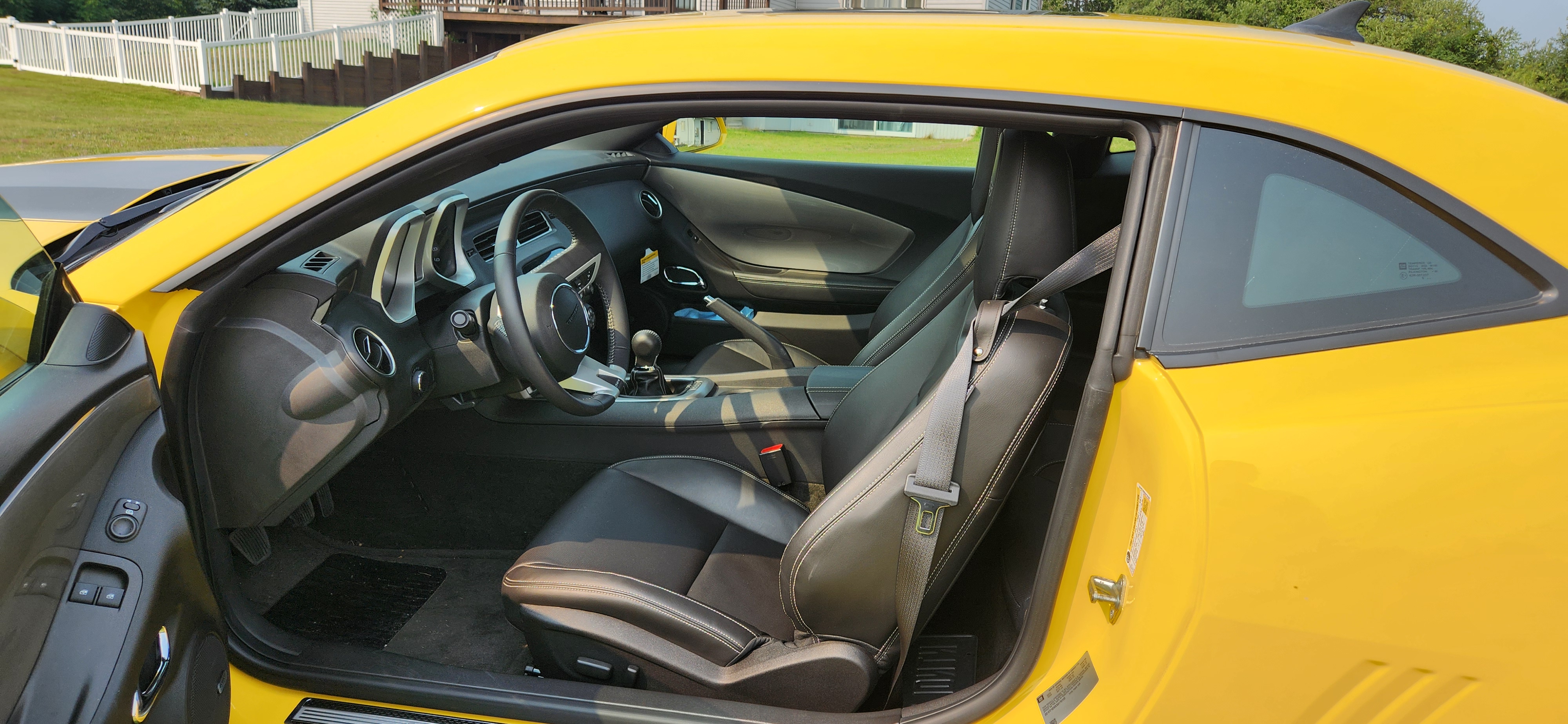 Used 2010 Chevrolet Camaro SS w/ RS Package RWD image 2