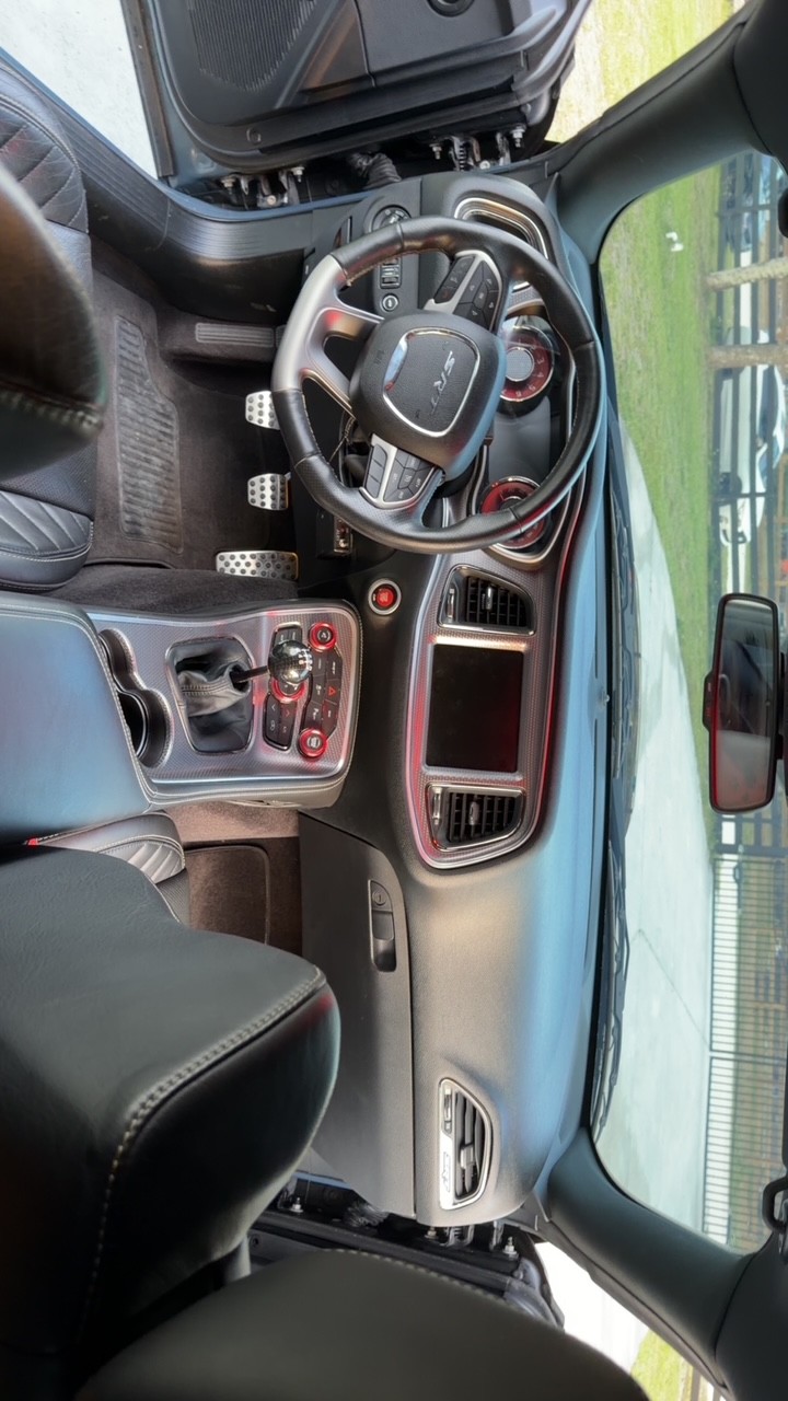Used 2016 Dodge Challenger SRT Hellcat RWD image 12