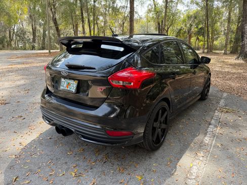 Used 2016 Ford Focus ST image 8