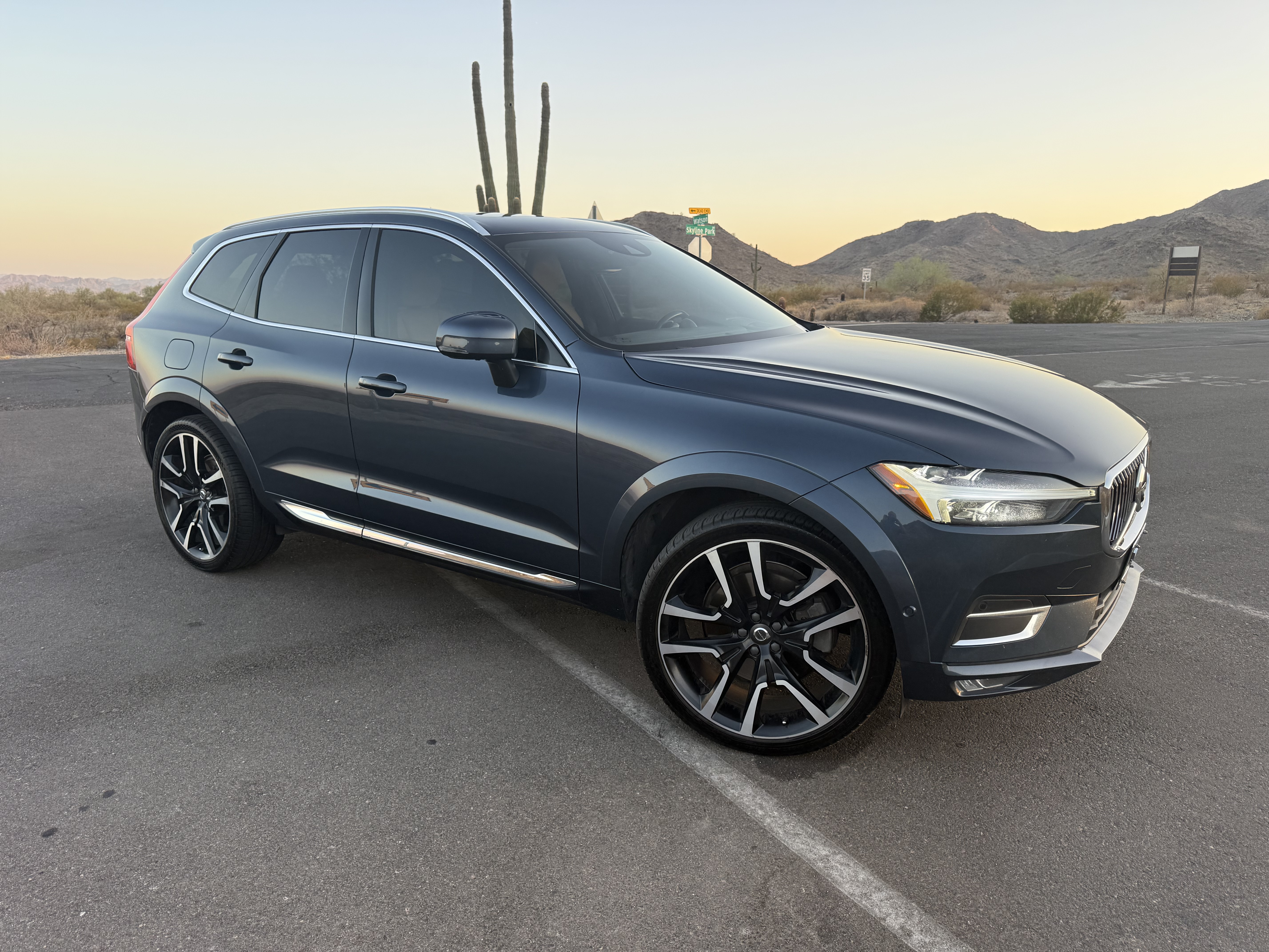 Used 2021 Volvo XC60 T6 Inscription AWD/4WD image 6