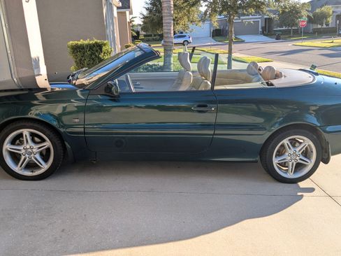 Used 2001 Volvo C70 HT image 1