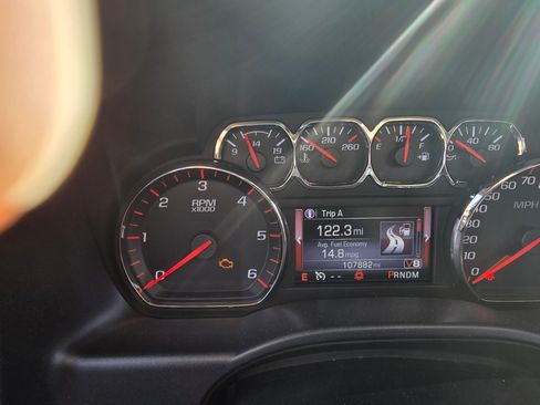 Used 2015 GMC Sierra 1500 SLE w/ SLE Value Package image 10