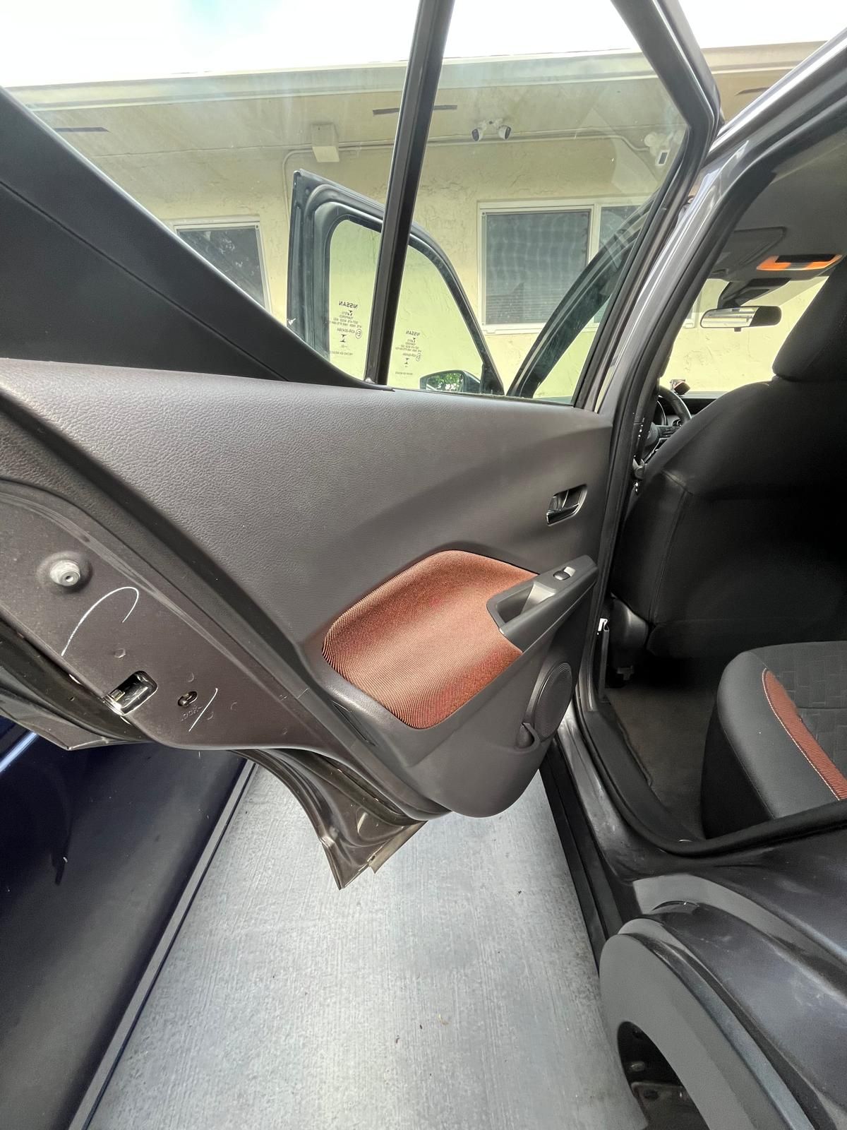 Used 2023 Nissan Kicks SR FWD image 14