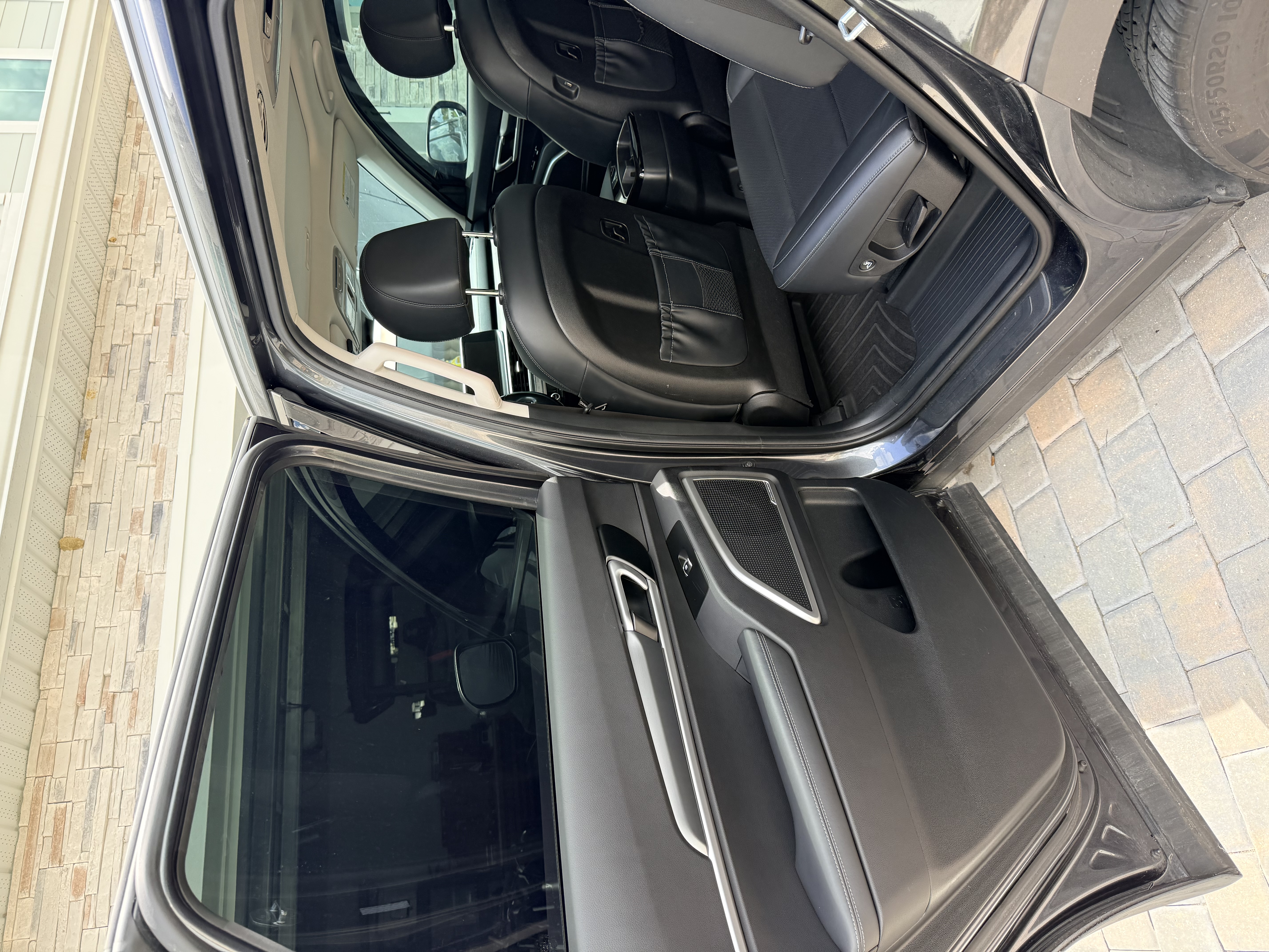 Used 2022 Kia Telluride S FWD image 17