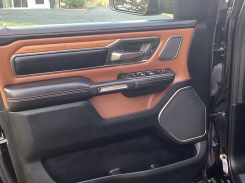 Used 2020 RAM 1500 Limited image 15