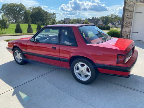 Used 1992 Ford Mustang LX image 4