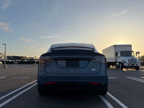 Used 2026 Tesla Model X Plaid AWD/4WD image 9