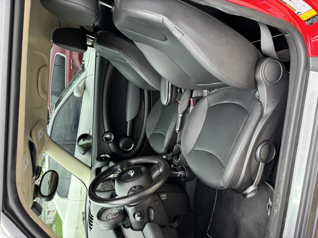 Used 2012 MINI Cooper Hardtop FWD image 6