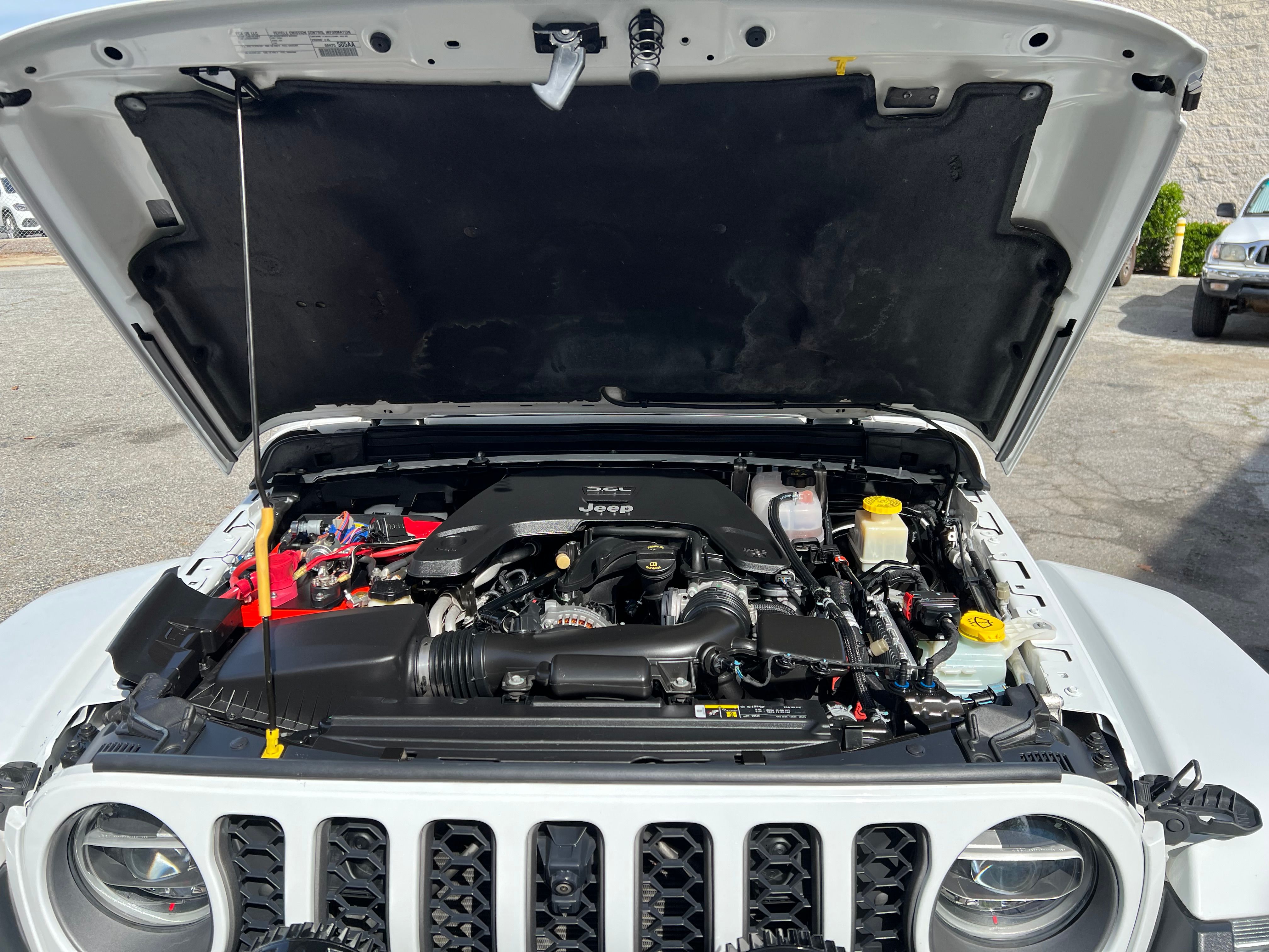 Used 2020 Jeep Gladiator Rubicon AWD/4WD image 14