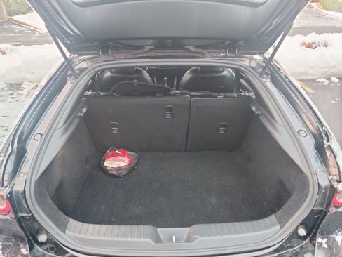 Used 2019 MAZDA MAZDA3 Hatchback image 18