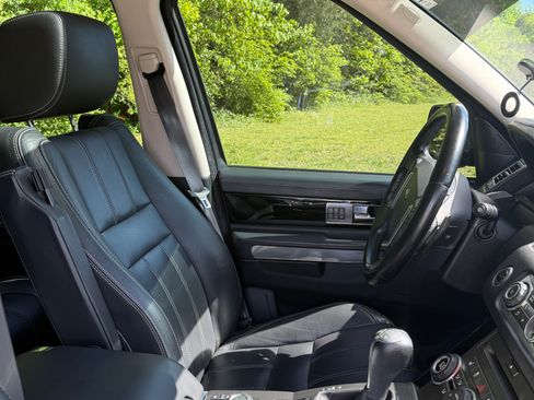 Used 2011 Land Rover Range Rover Sport Supercharged image 17