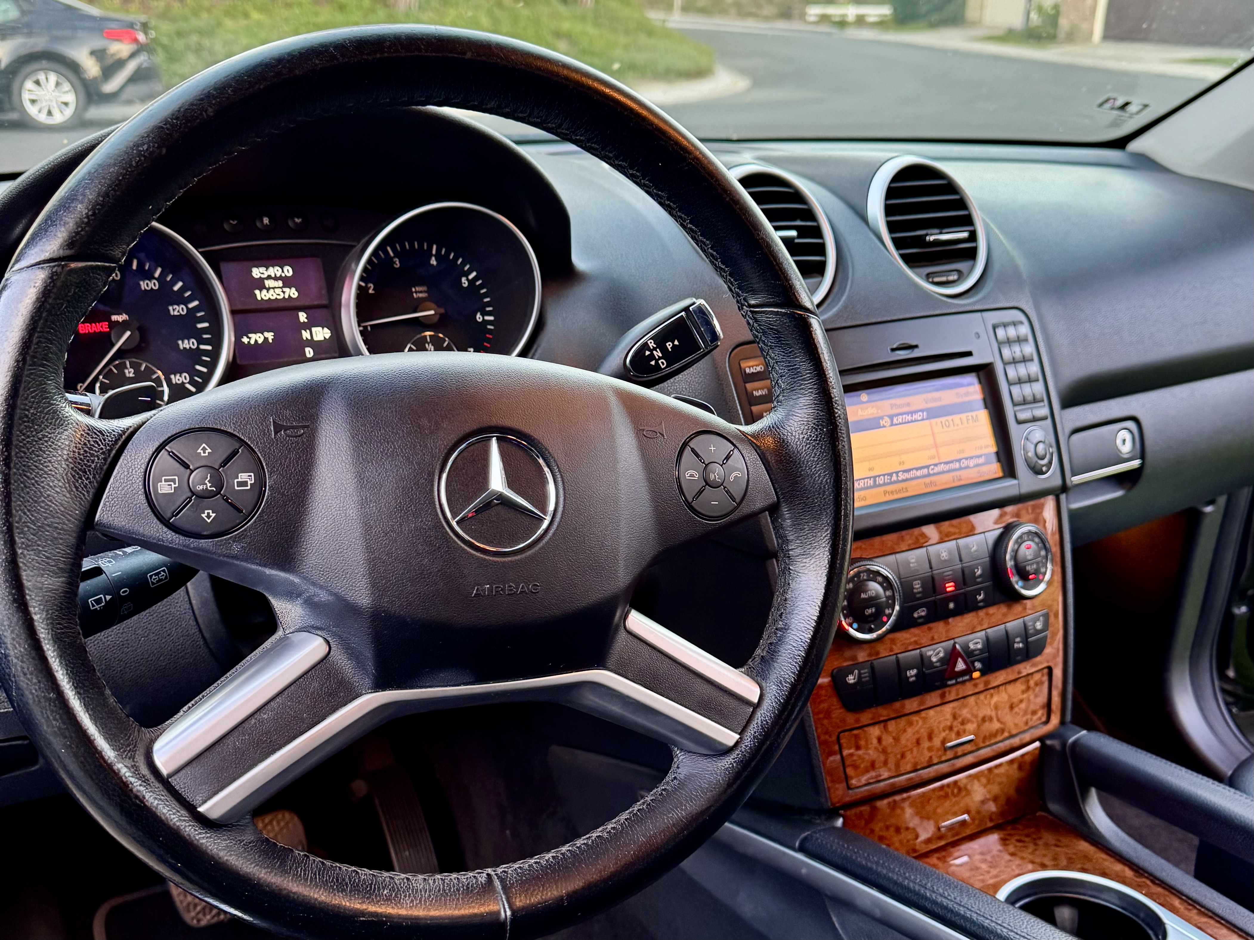Used 2009 Mercedes-Benz ML 350 4MATIC image 22