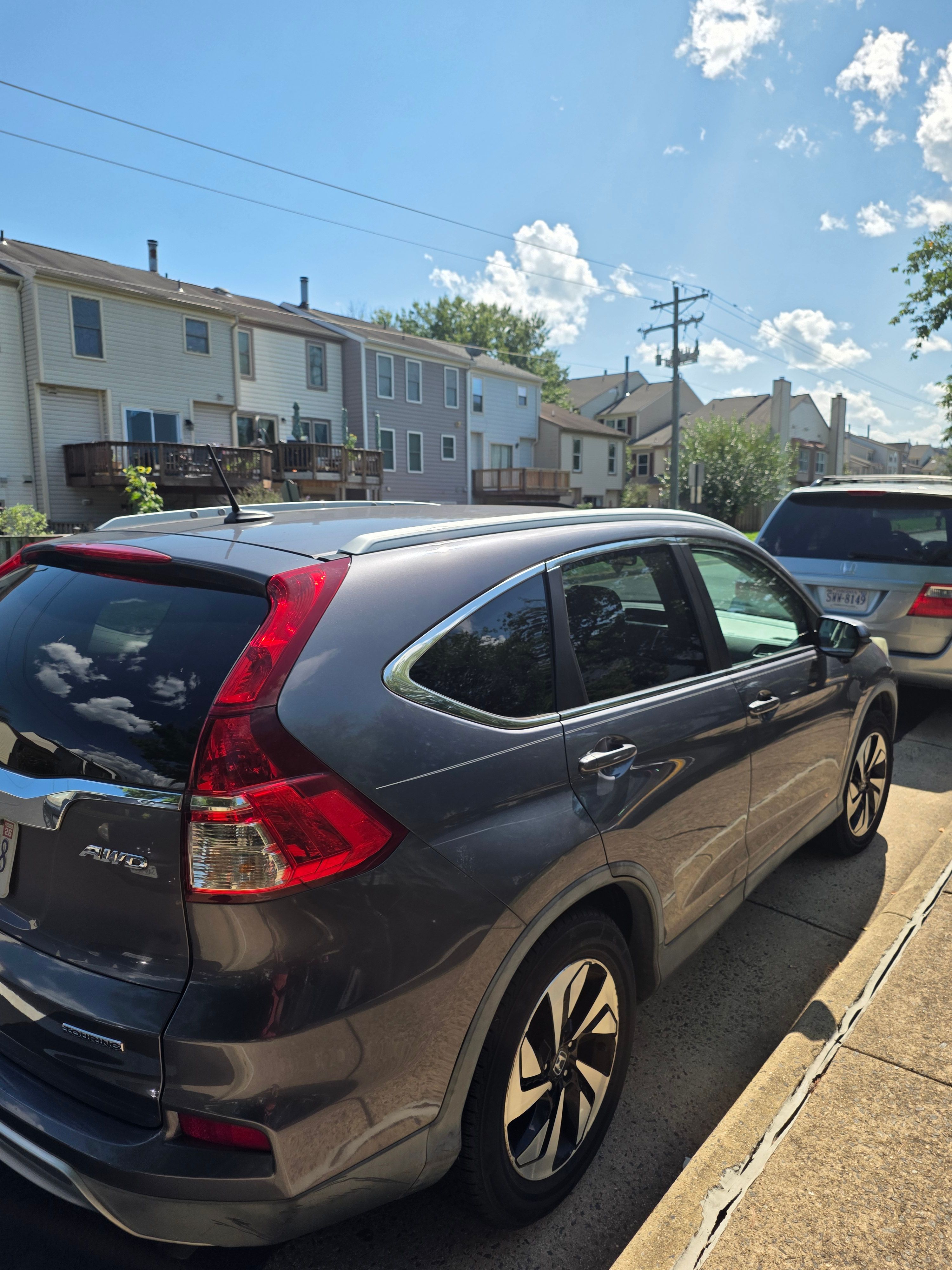 Used 2016 Honda CR-V Touring image 4