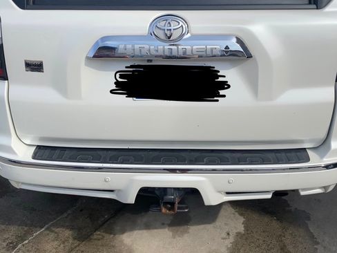Used 2015 Toyota 4Runner Limited image 4