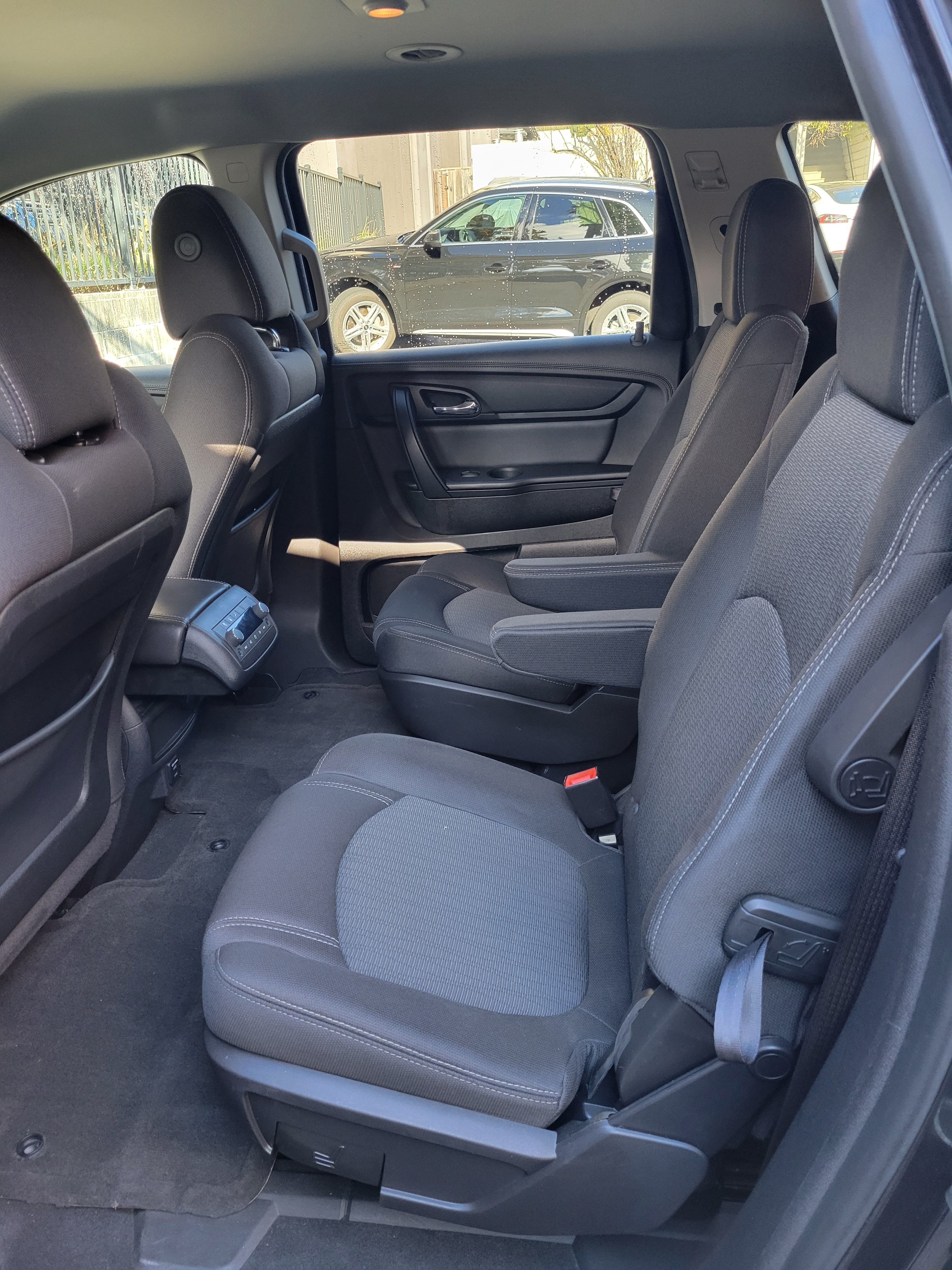 Used 2016 Chevrolet Traverse LT AWD/4WD image 13