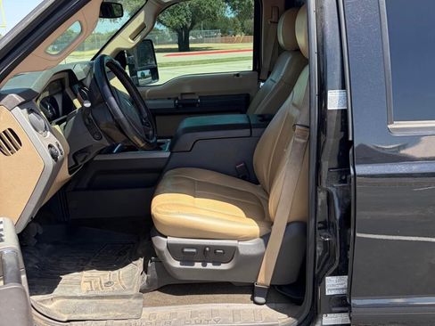 Used 2014 Ford F350 Lariat w/ Lariat Interior Package AWD/4WD image 12