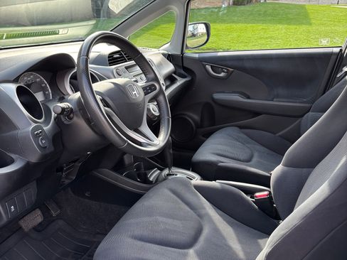 Used 2011 Honda Fit Sport image 11