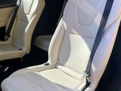 Used 2018 Tesla Model X P100D image 6