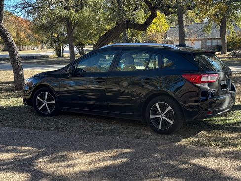 Used 2019 Subaru Impreza 2.0i Premium w/ Eyesight & BSD/Rcta & SRF image 1