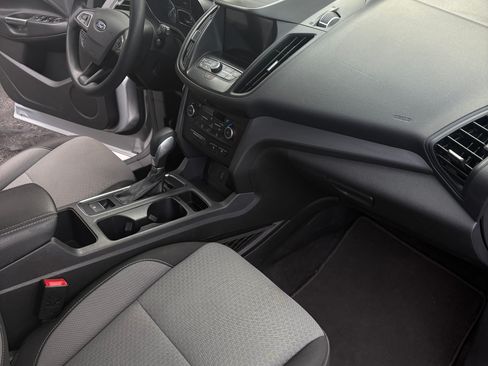 Used 2019 Ford Escape SE AWD/4WD image 20