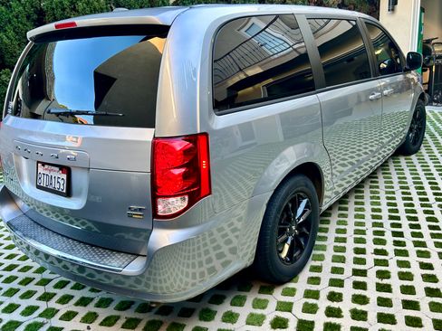 Used 2019 Dodge Grand Caravan GT w/ Safety Sphere Group image 5