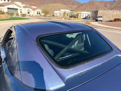 Used 2005 Honda S2000 image 13