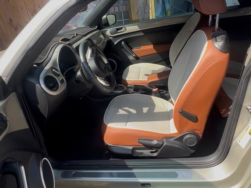 Used 2015 Volkswagen Beetle 1.8T FWD image 15