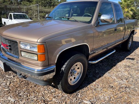 Used 1994 GMC Sierra 2500 4x4 Extended Cab image 2