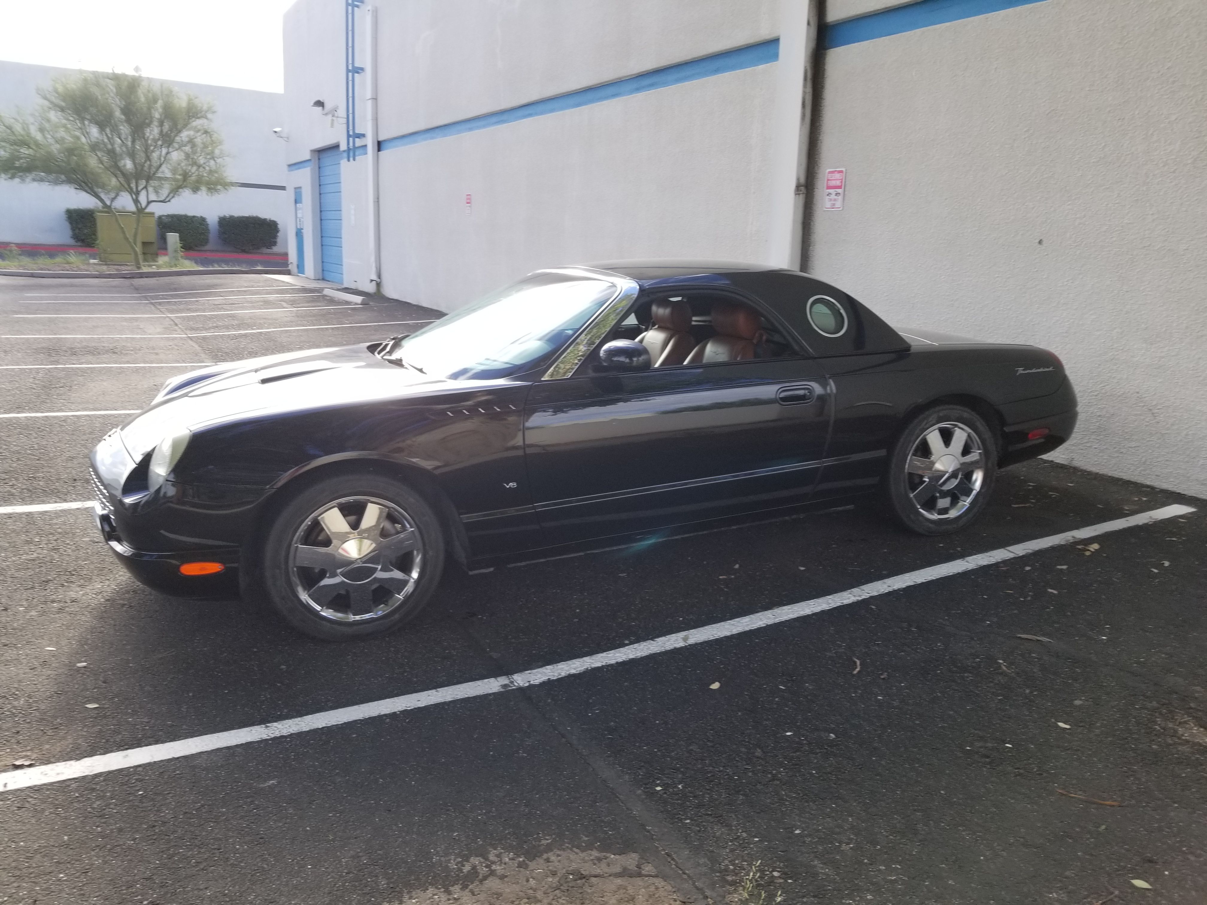 Used 2003 Ford Thunderbird RWD image 13