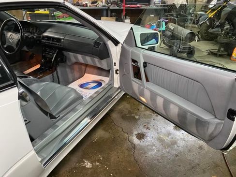 Used 1995 Mercedes-Benz SL 500 image 18
