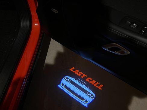 Used 2023 Dodge Challenger SXT image 12