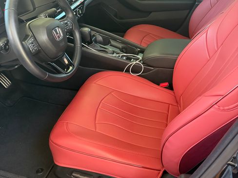 Used 2024 Honda Accord Sport image 17