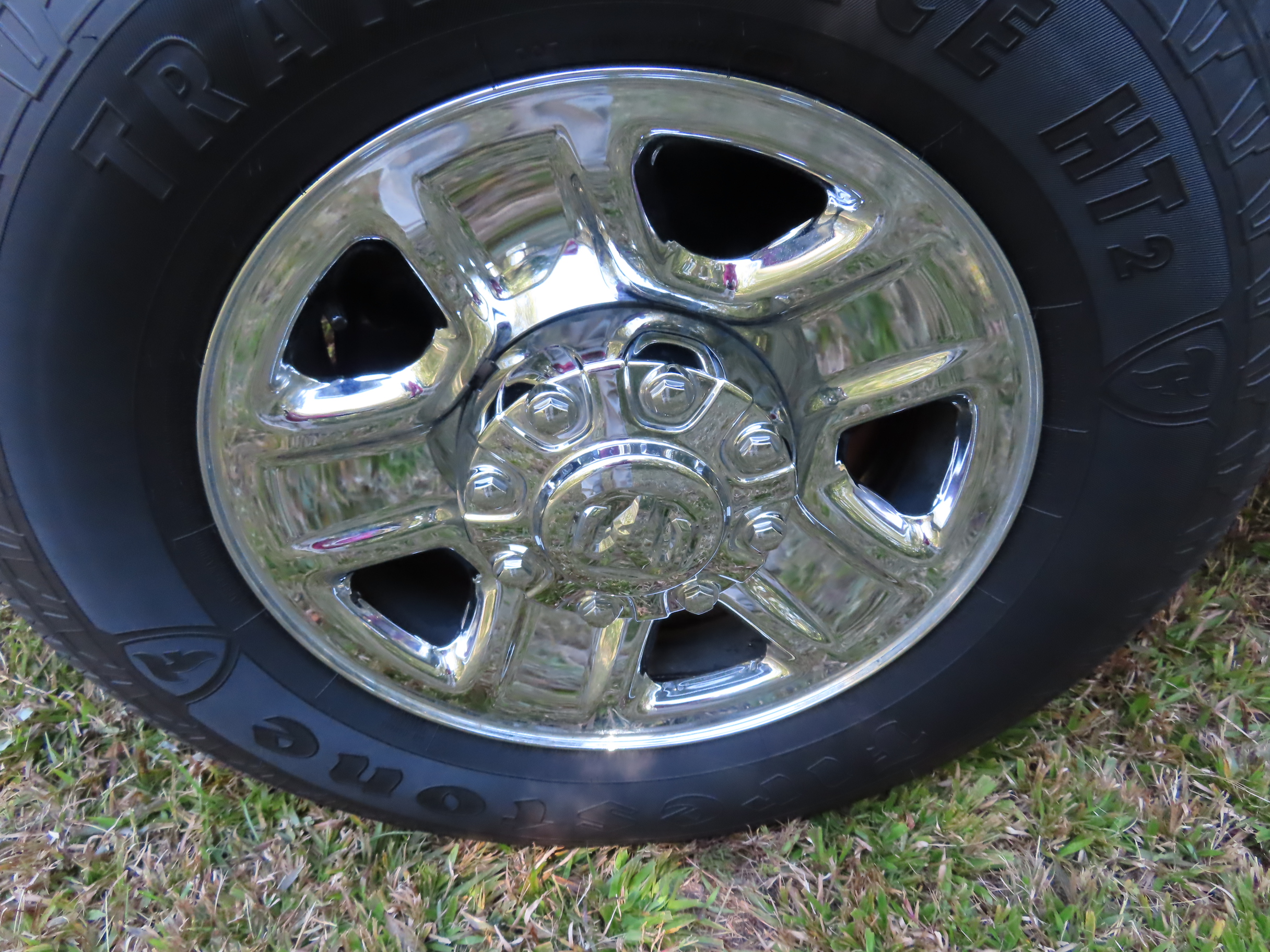 Used 2022 RAM 2500 Tradesman RWD image 4