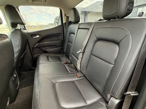 Used 2015 Chevrolet Colorado LT w/ Luxury Package image 12