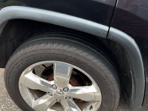 Used 2013 Jeep Grand Cherokee Overland Summit image 14