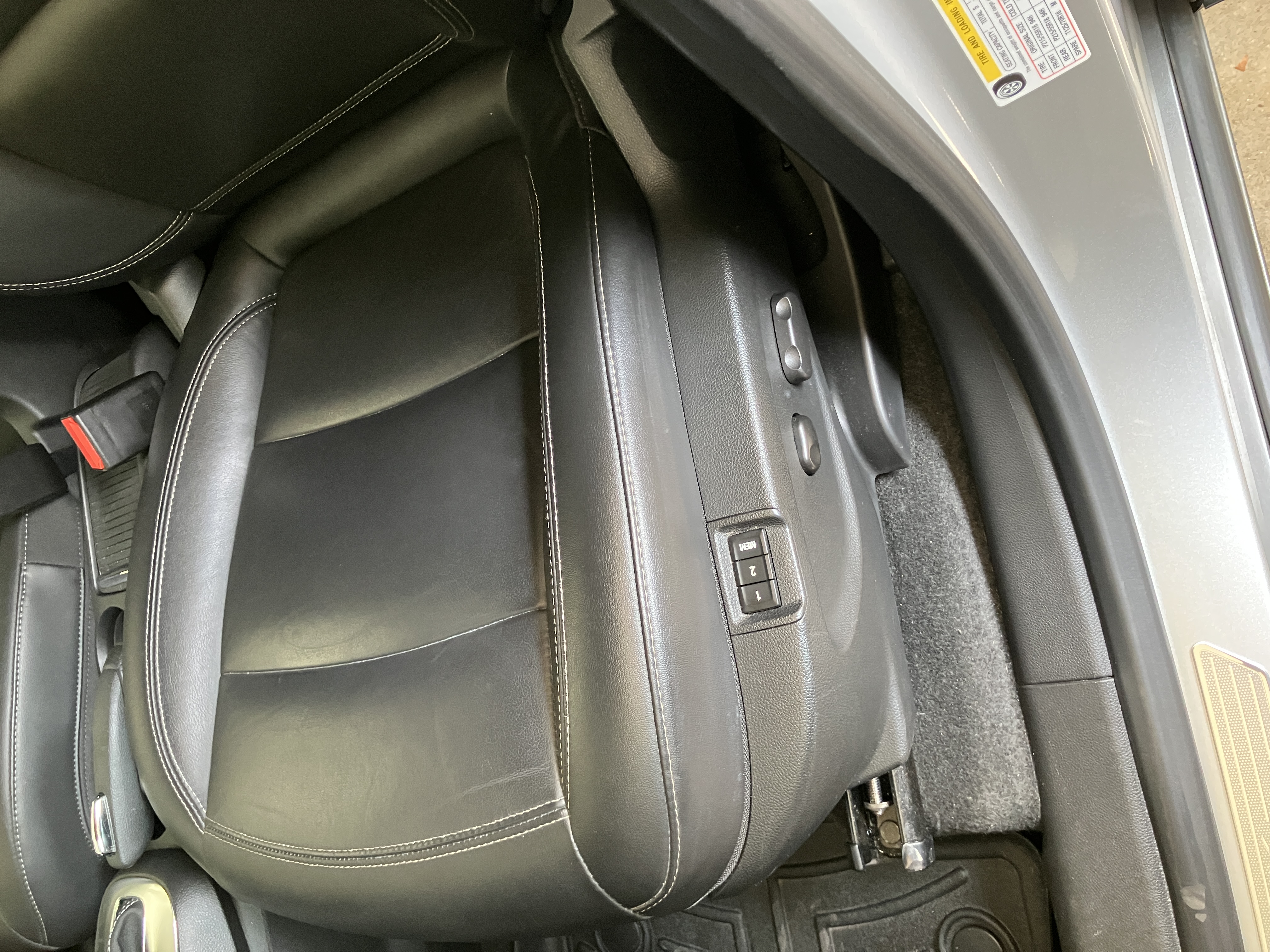 Used 2015 Buick Encore Leather AWD/4WD image 11