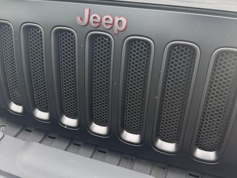 Used 2017 Jeep Wrangler Unlimited Rubicon image 18