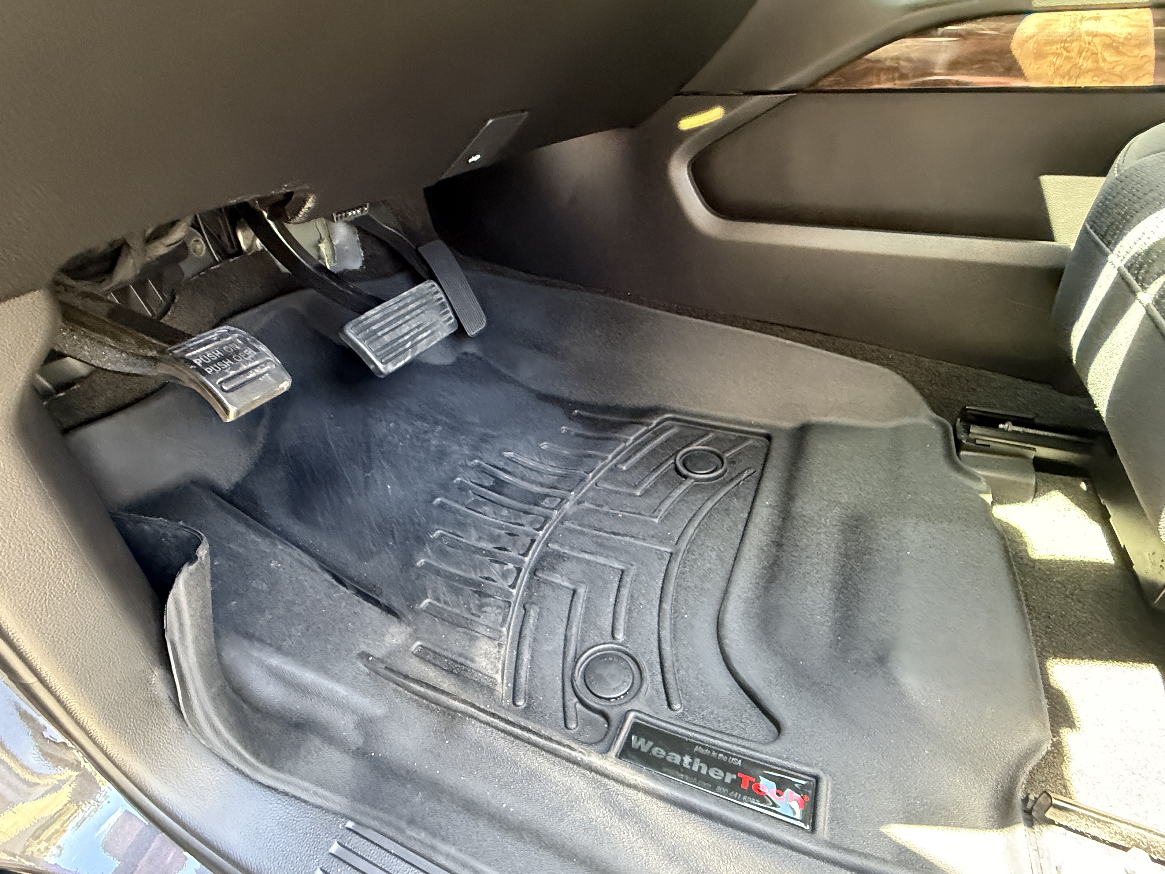 Used 2017 Chevrolet Tahoe LS AWD/4WD image 19