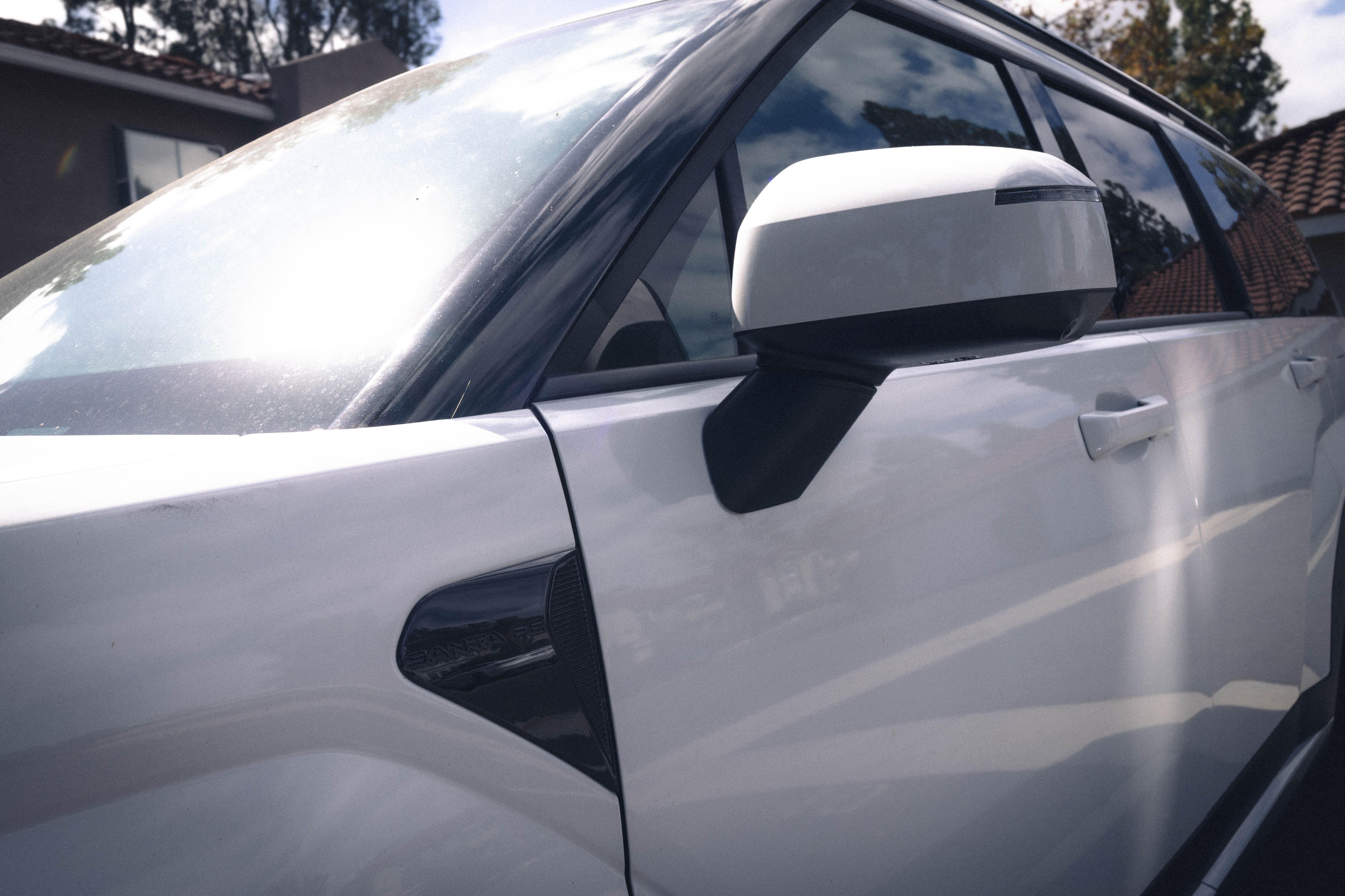 Used 2025 Hyundai Santa Fe Limited FWD image 18