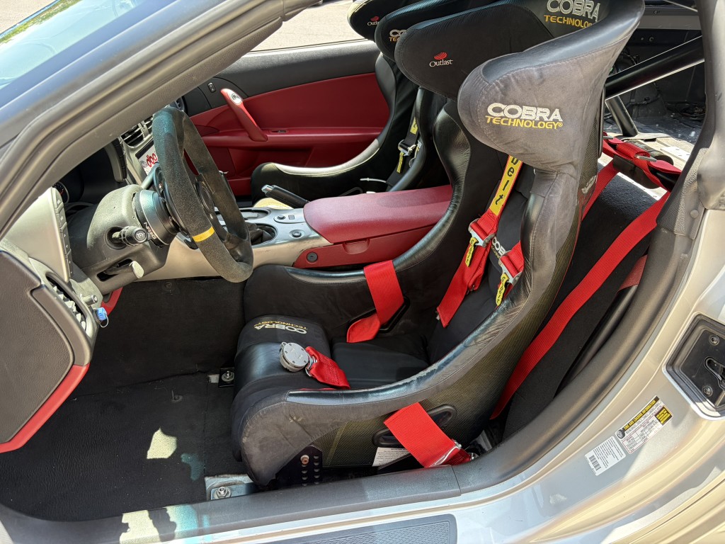Used 2005 Chevrolet Corvette Coupe w/ Preferred Equipment Group RWD image 11