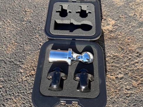 Used 2025 Ford F450 XLT w/ 360-Degree Camera Package image 9