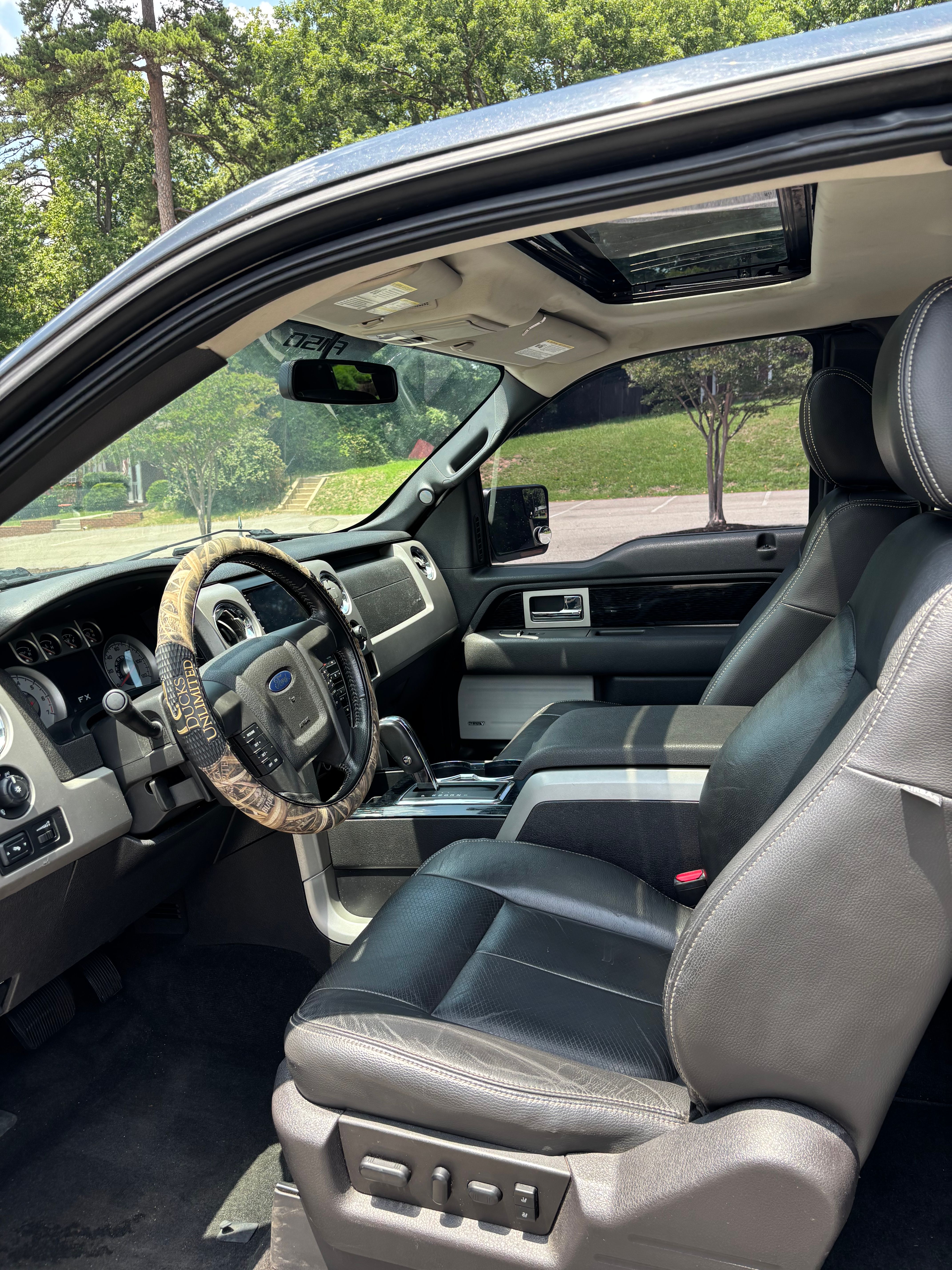 Used 2010 Ford F150 FX4 AWD/4WD image 6