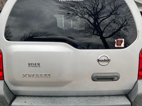 Used 2014 Nissan Xterra X image 8