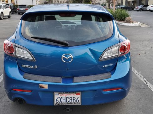 Used 2012 MAZDA MAZDA3 i Touring image 4