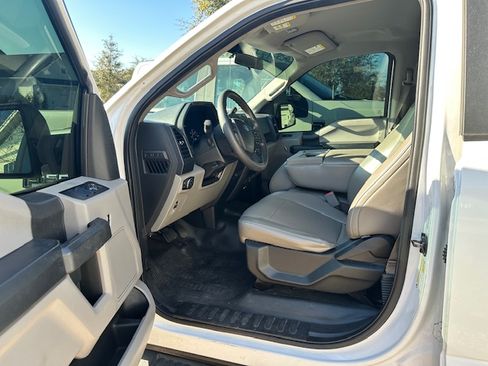 Used 2015 Ford F150 XL w/ Equipment Group 101A Mid image 11