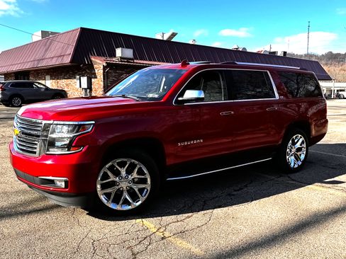 Used 2015 Chevrolet Suburban LTZ image 1