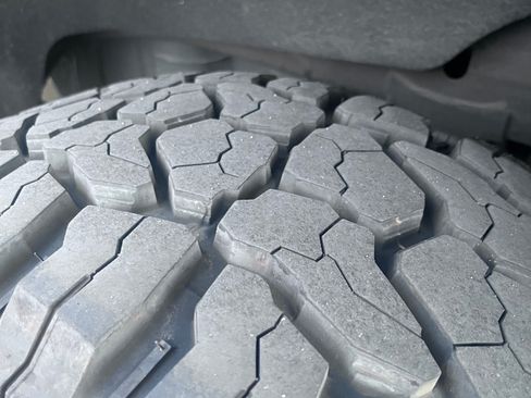 Used 2021 GMC Sierra 1500 AT4 image 14