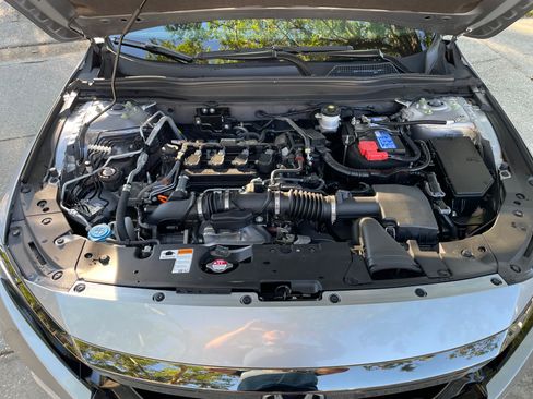 Used 2022 Honda Accord Sport image 21