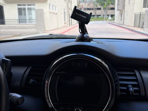 Used 2019 MINI Cooper Convertible w/ Signature Upholstery Package FWD image 16