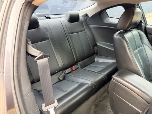 Used 2012 Nissan Altima 3.5 SR w/ Technology Pkg FWD image 18